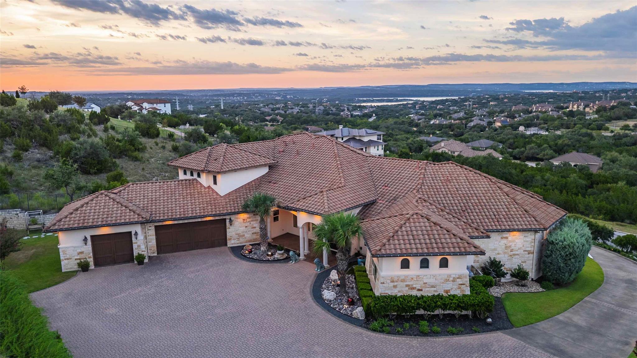 208 PALAZZA ALTO Dr, Austin, TX 78734