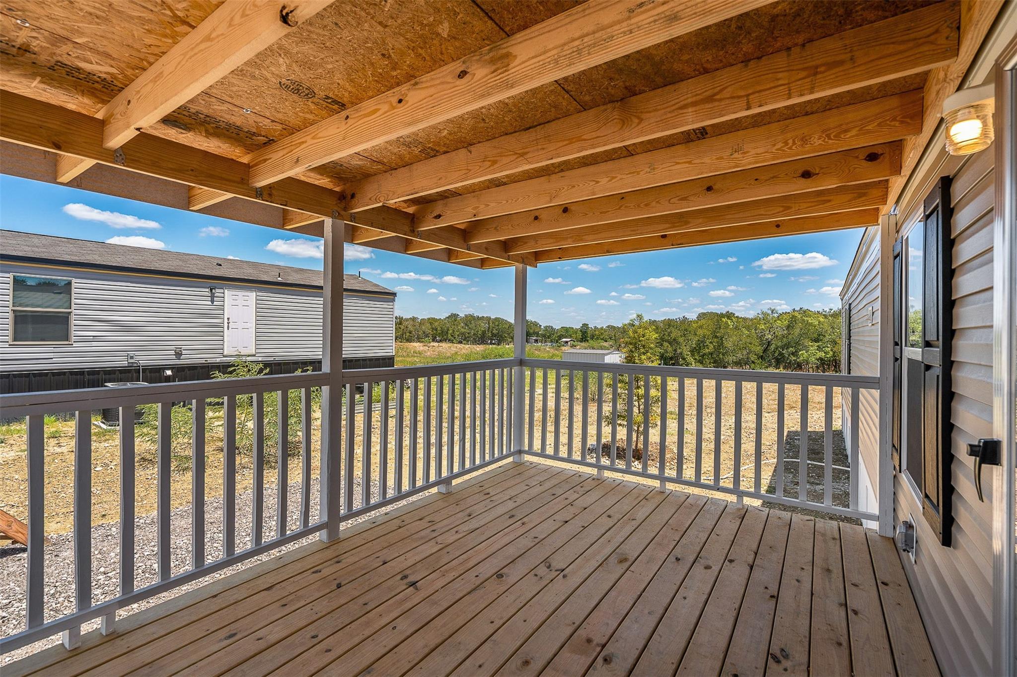 121 Sunflower Rd, Dale, TX 78616