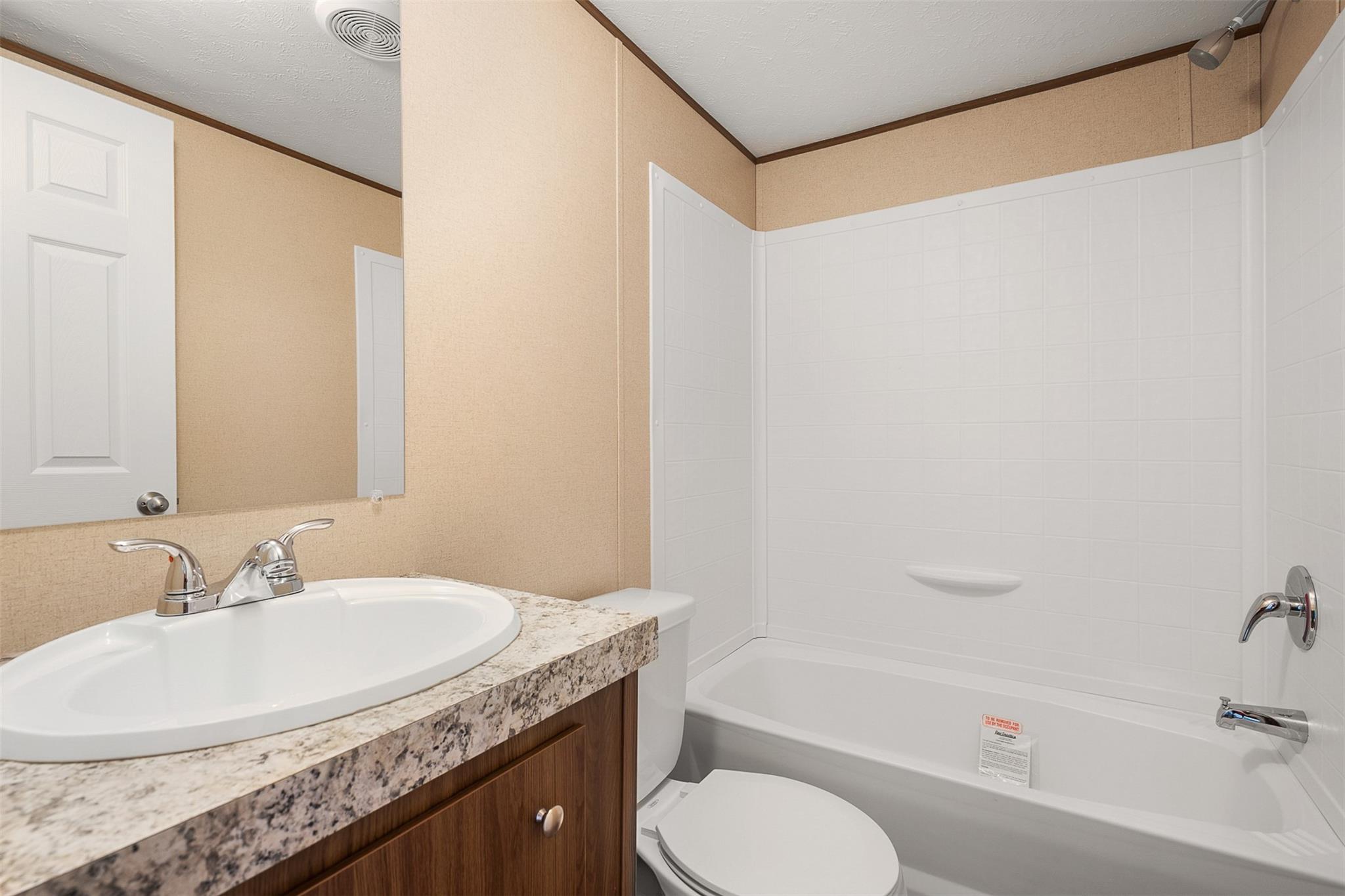 121 Sunflower Rd, Dale, TX 78616