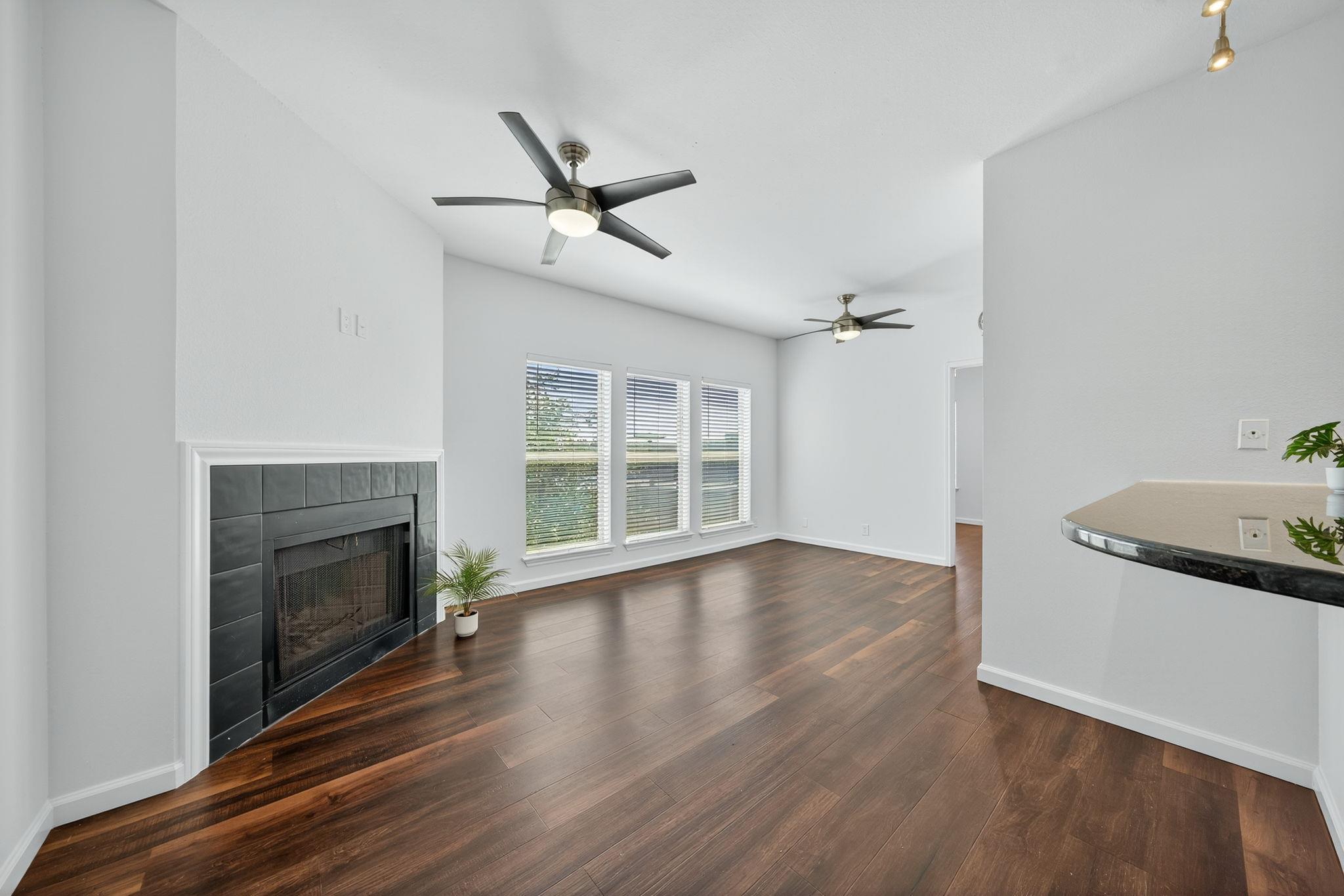 2414 Longview St # 307, Austin, TX 78705