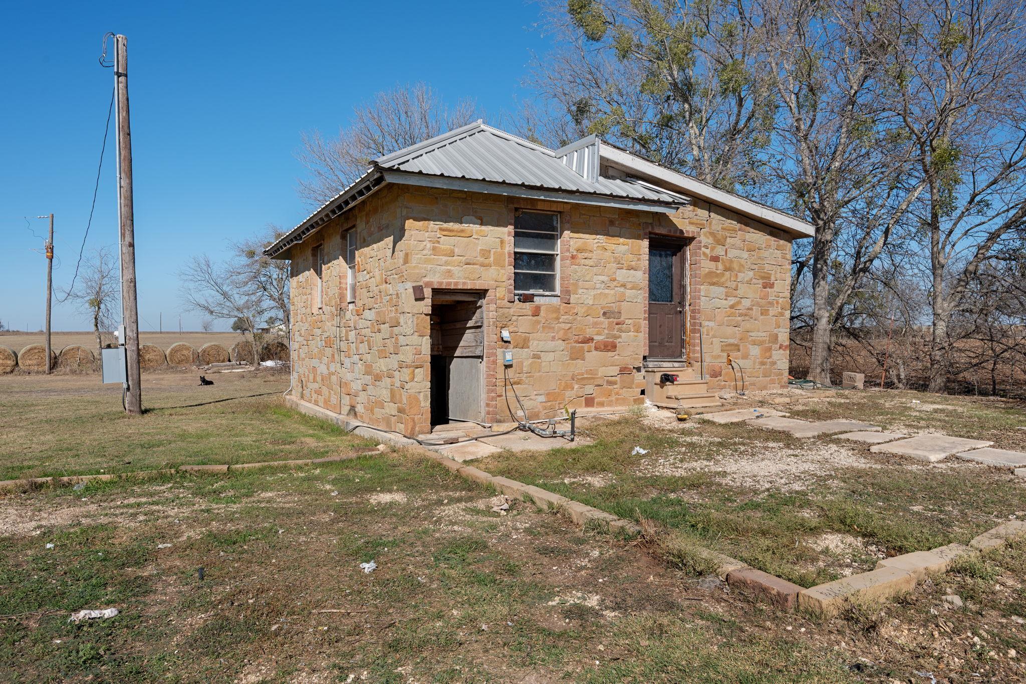 5100 County Road 234, Jarrell, TX 76537