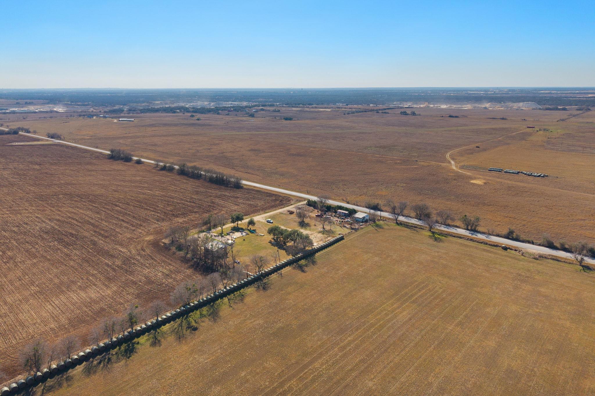 5100 County Road 234, Jarrell, TX 76537