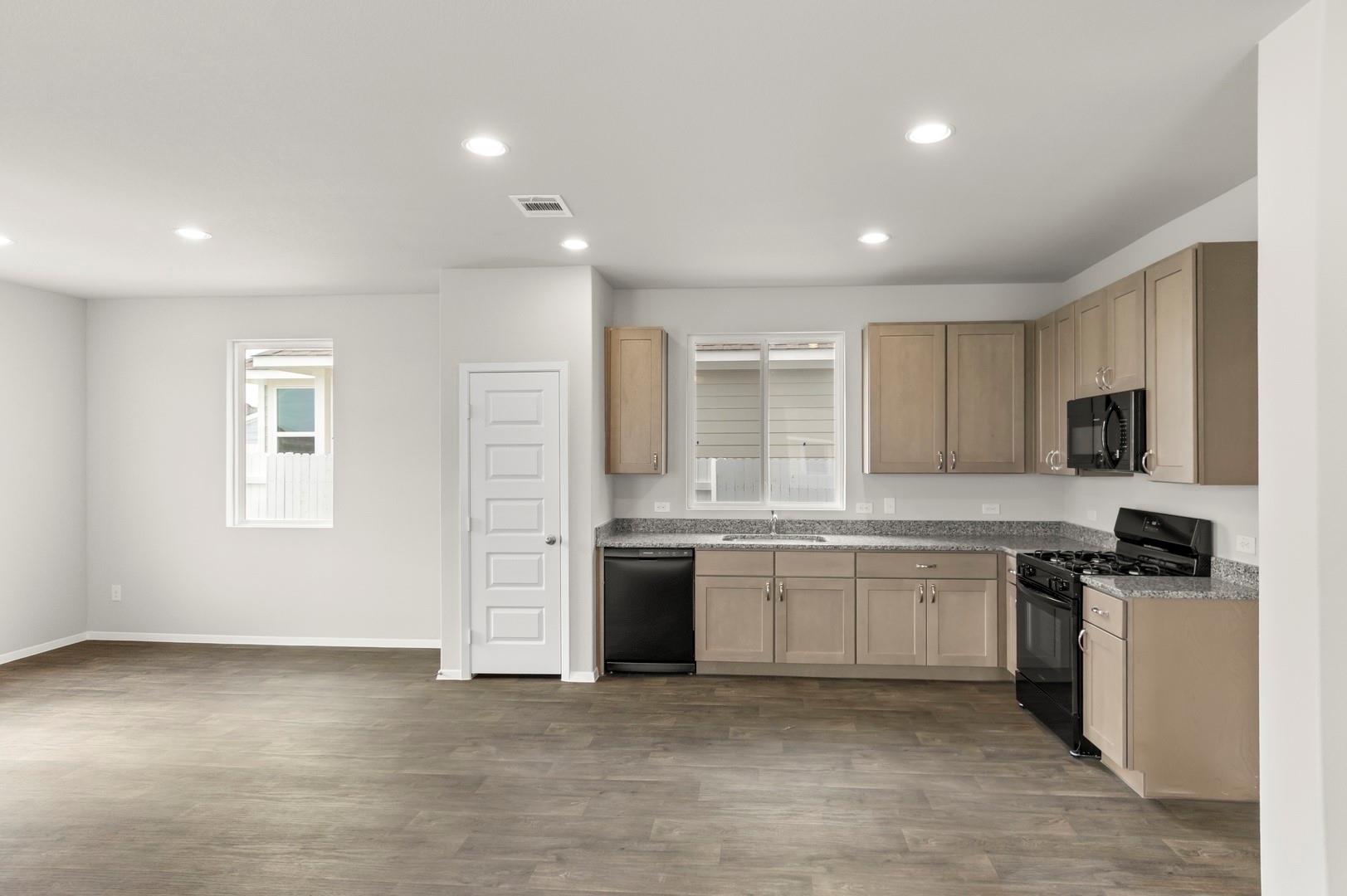 213 Cider Creek Dr, Elgin, TX 78621