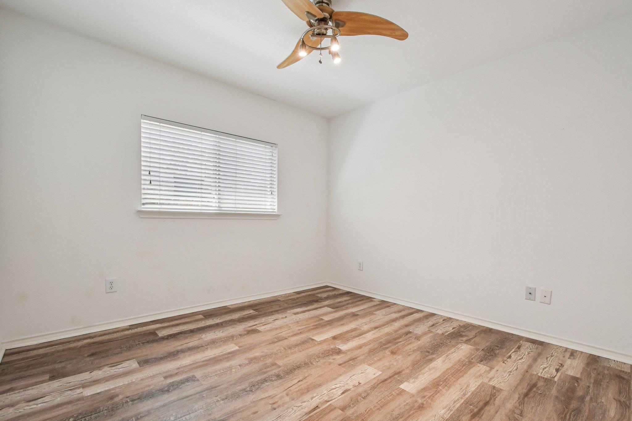 209 Cottontail Dr, Leander, TX 78641