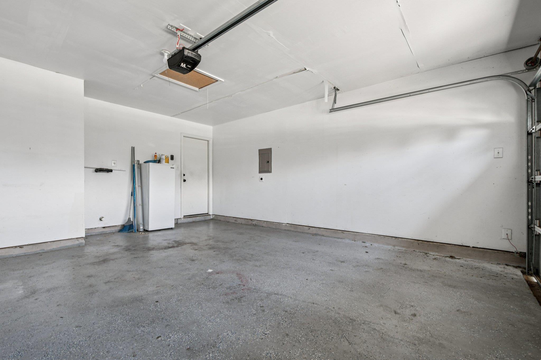 209 Cottontail Dr, Leander, TX 78641