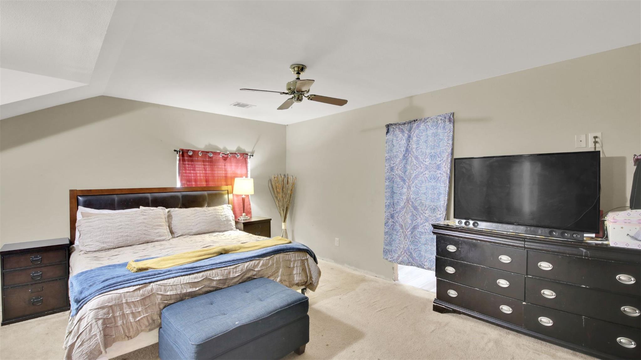 120 Rio Vista Ranch Rd, Del Valle, TX 78617