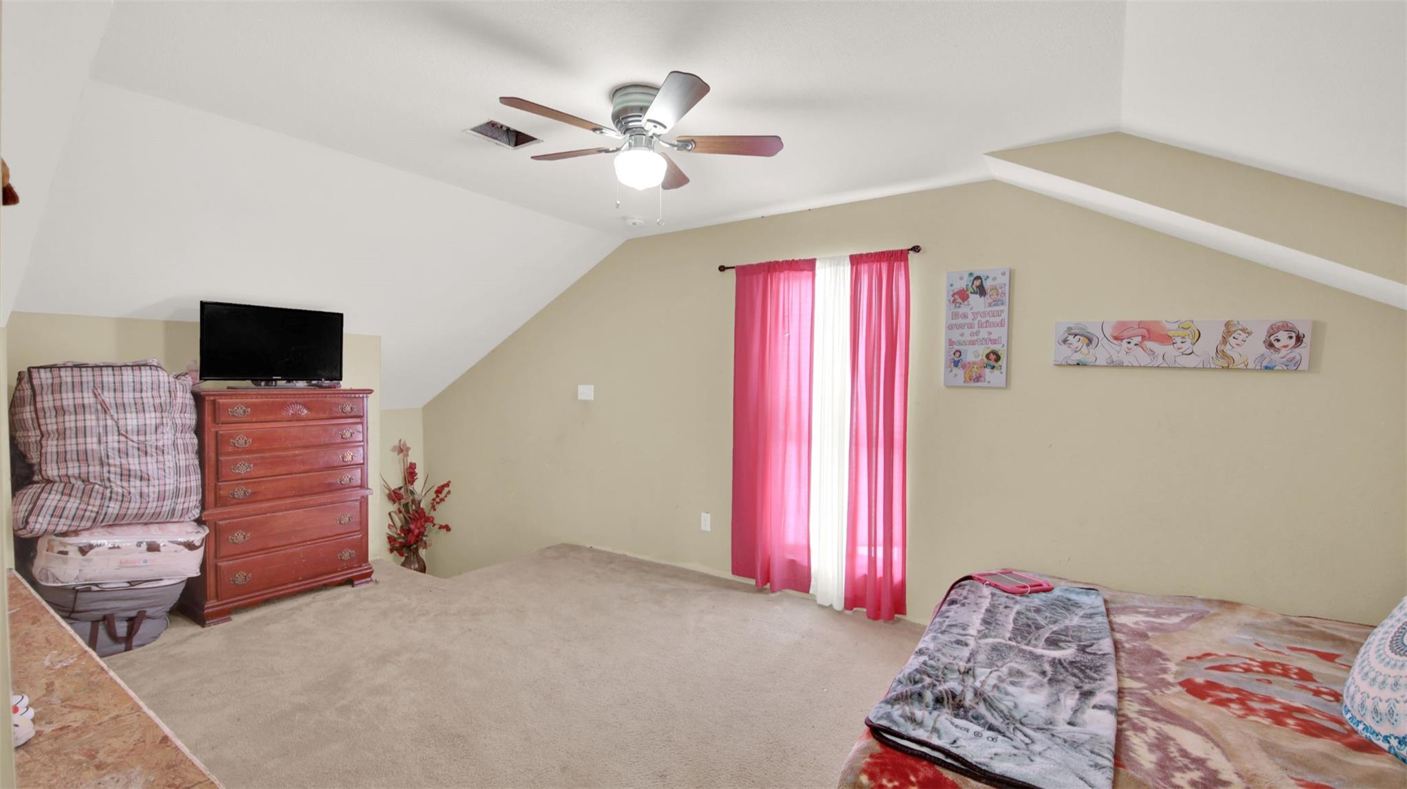 120 Rio Vista Ranch Rd, Del Valle, TX 78617