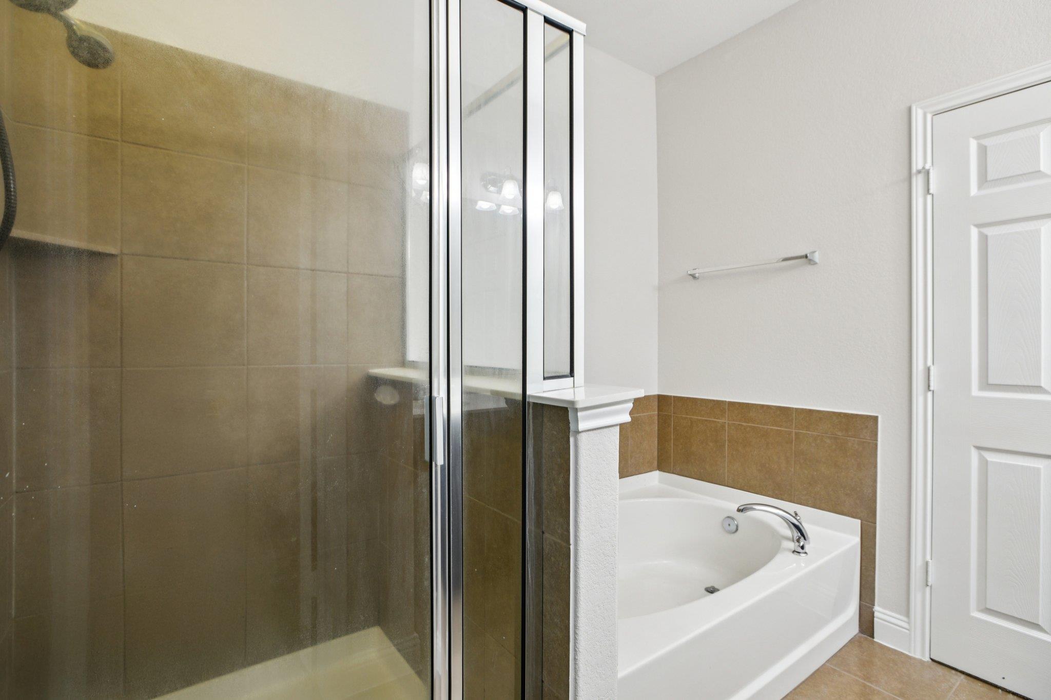 19717 Shinning Isle Run, Pflugerville, TX 78660