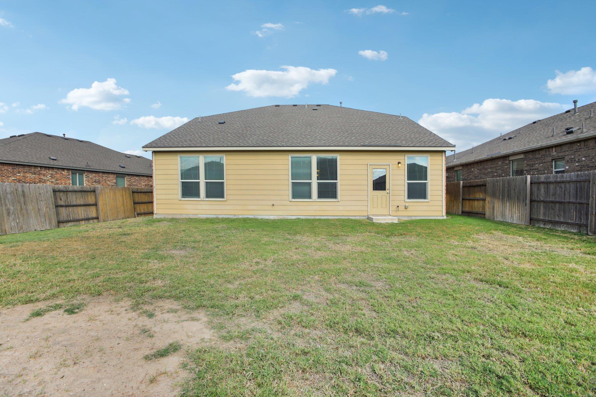 19717 Shinning Isle Run, Pflugerville, TX 78660