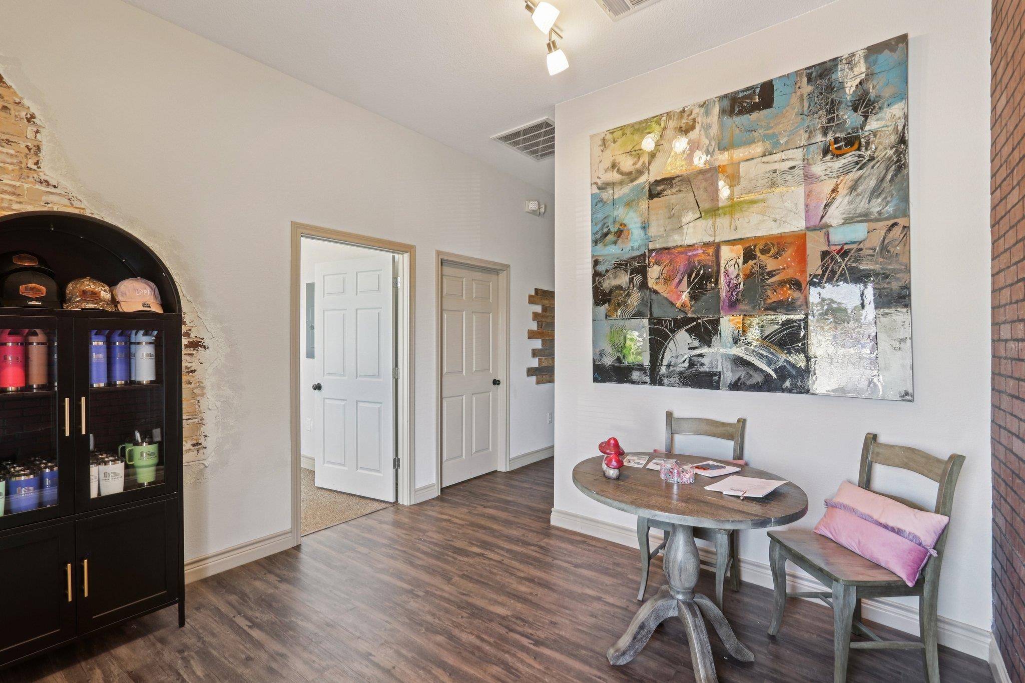 2301 S Bagdad Rd # 103, Cedar Park, TX 78613