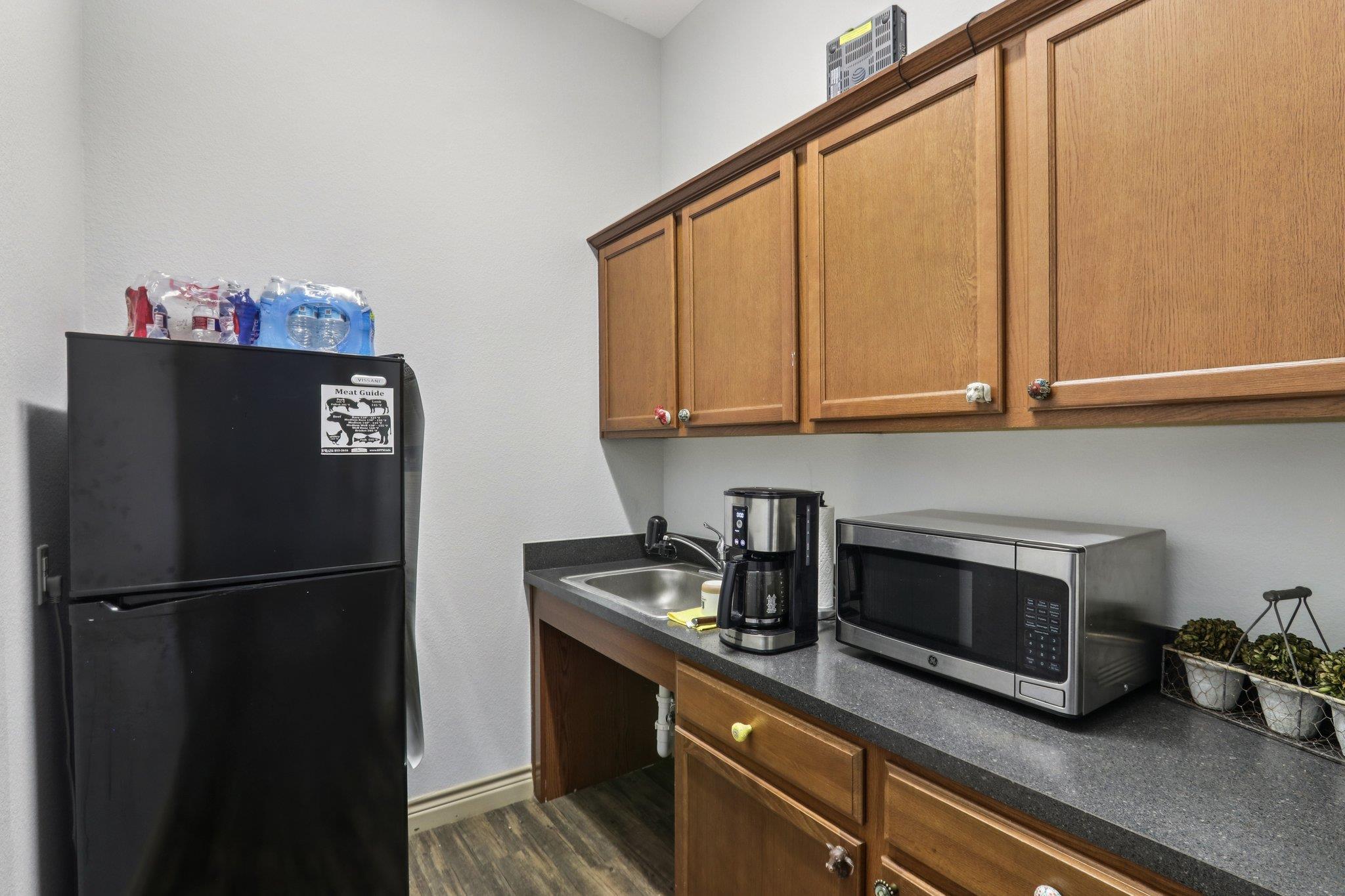 2301 S Bagdad Rd # 103, Cedar Park, TX 78613