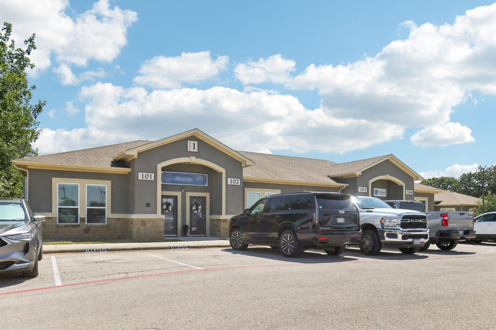 2301 S Bagdad Rd # 103, Cedar Park, TX 78613