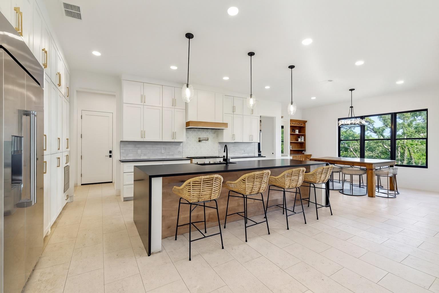 260 Corte Del Cedro Dr, Dripping Springs, TX 78620