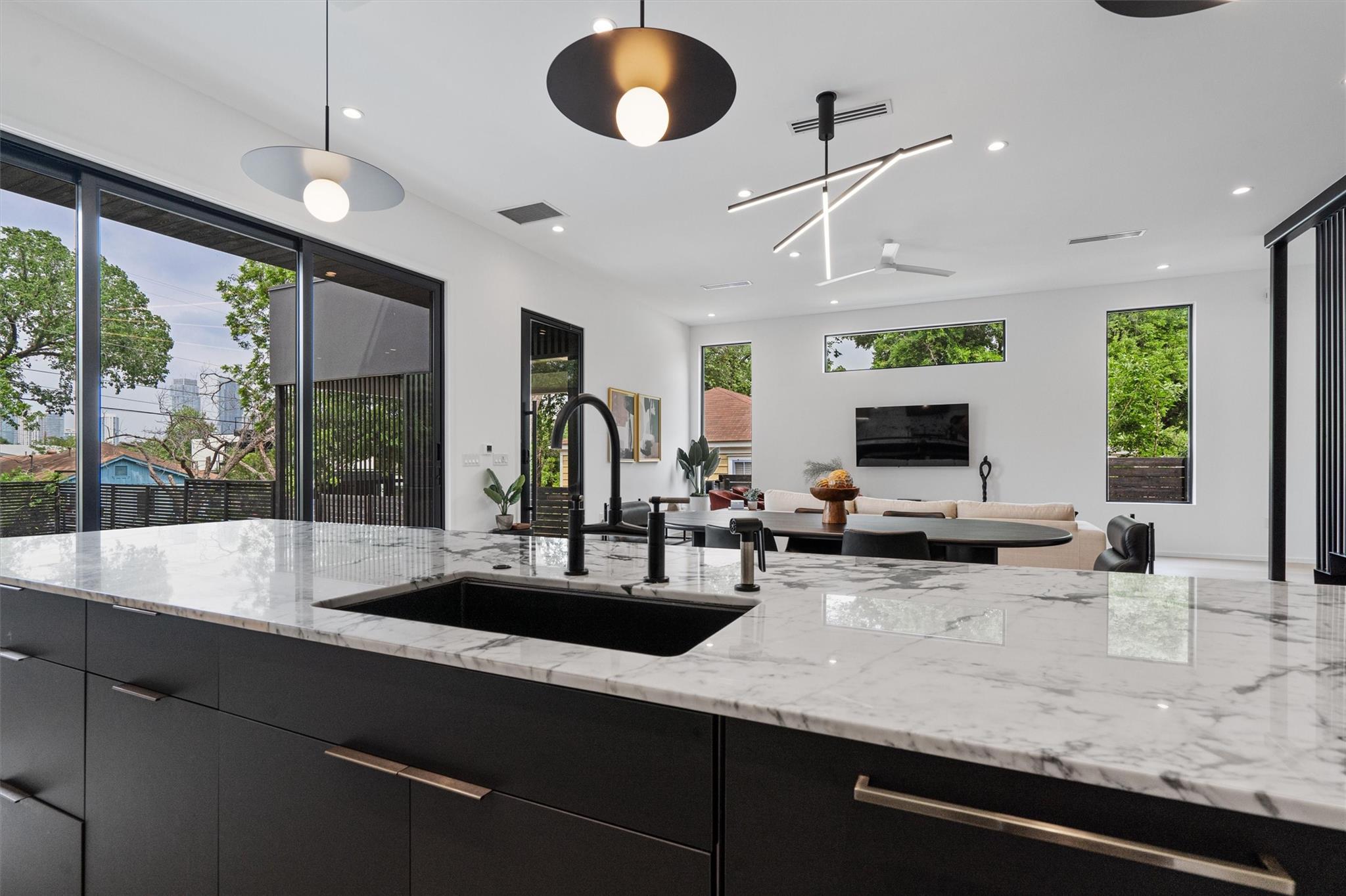 1707 Kerr St, Austin, TX 78704