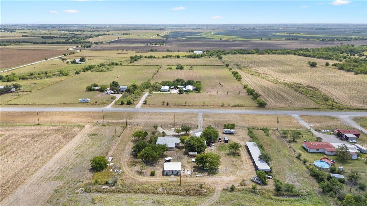 19016 Fm 973 N, Coupland, TX 78615