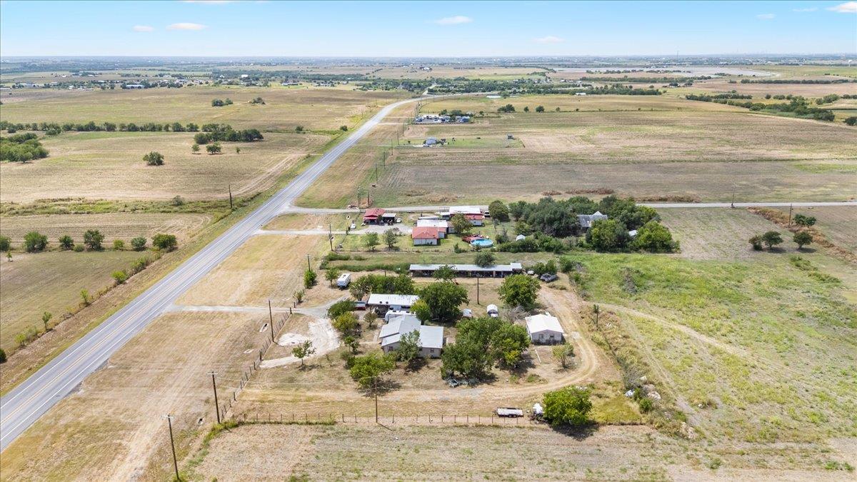 19016 Fm 973 N, Coupland, TX 78615