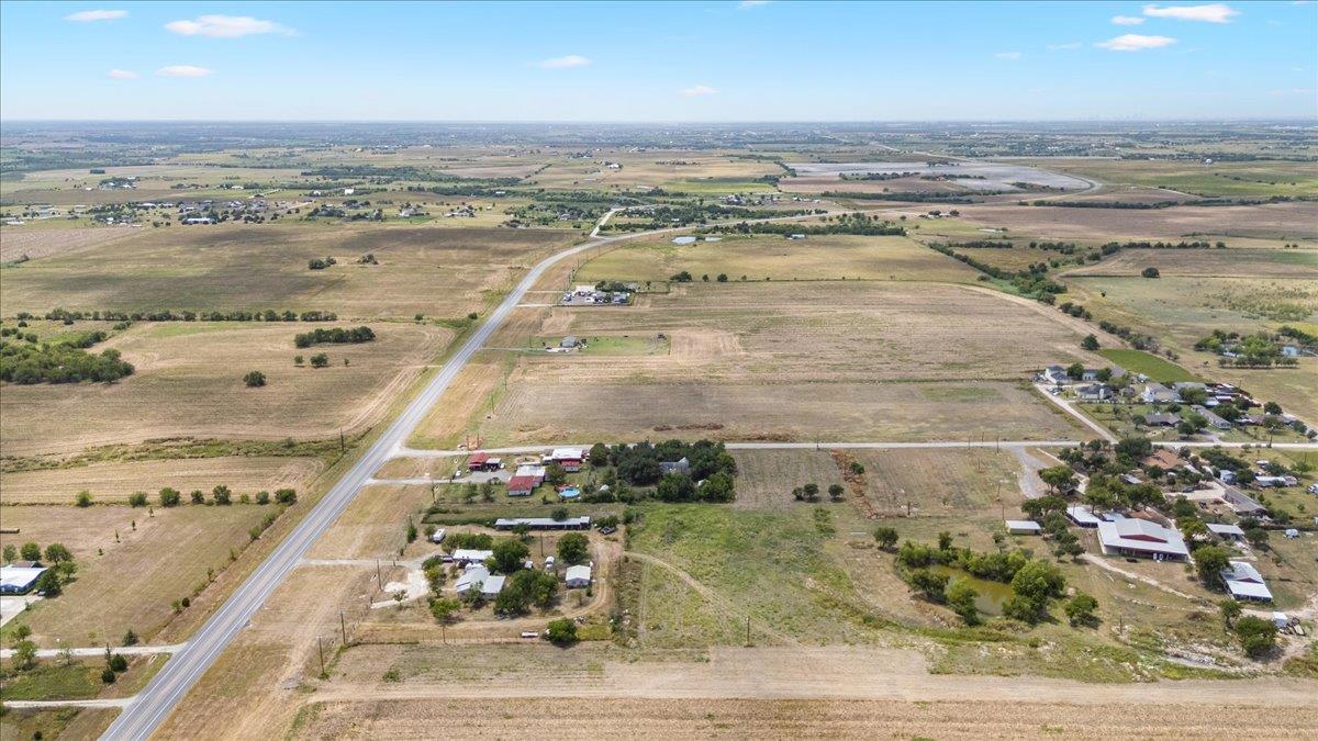 19016 Fm 973 N, Coupland, TX 78615