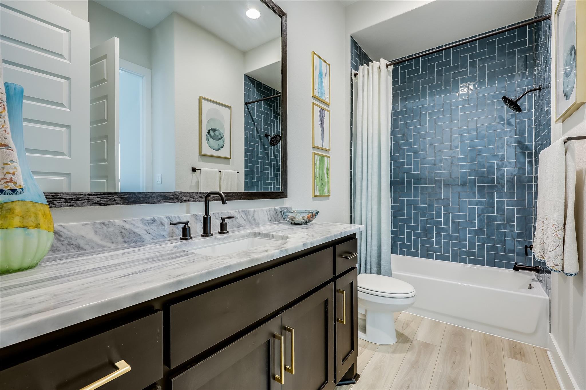 6801 Liberty Grotto Ct, Jonestown, TX 78645