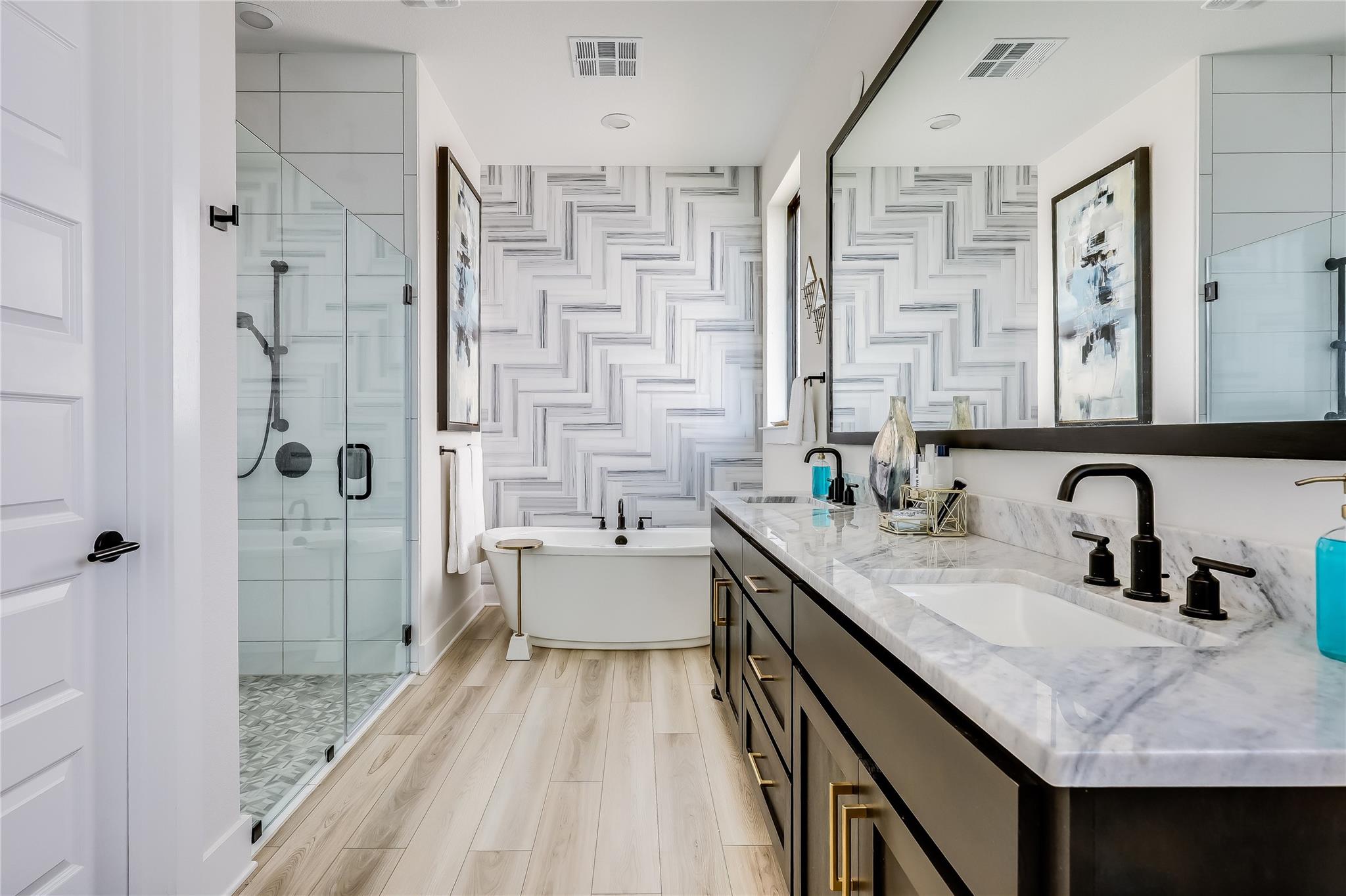 6801 Liberty Grotto Ct, Jonestown, TX 78645