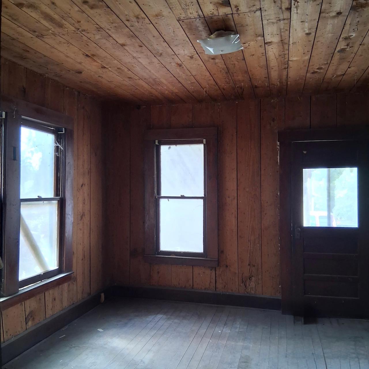 1420 N Hamilton St, Gonzales, TX 78629