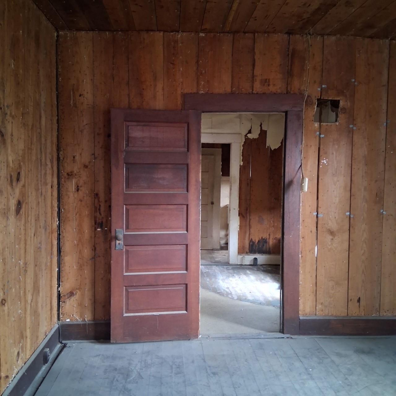 1420 N Hamilton St, Gonzales, TX 78629