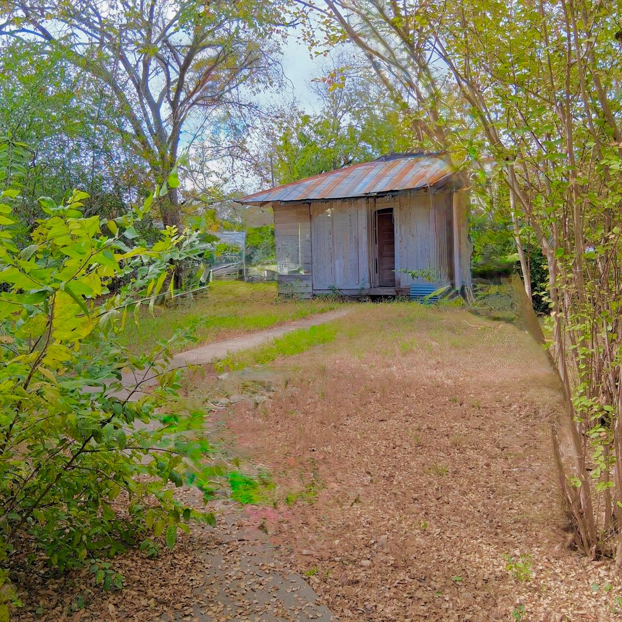 1420 N Hamilton St, Gonzales, TX 78629