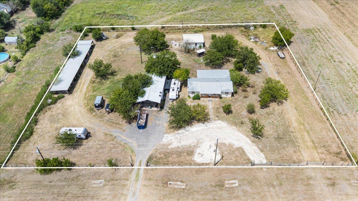 19016 Fm 973 N, Coupland, TX 78615