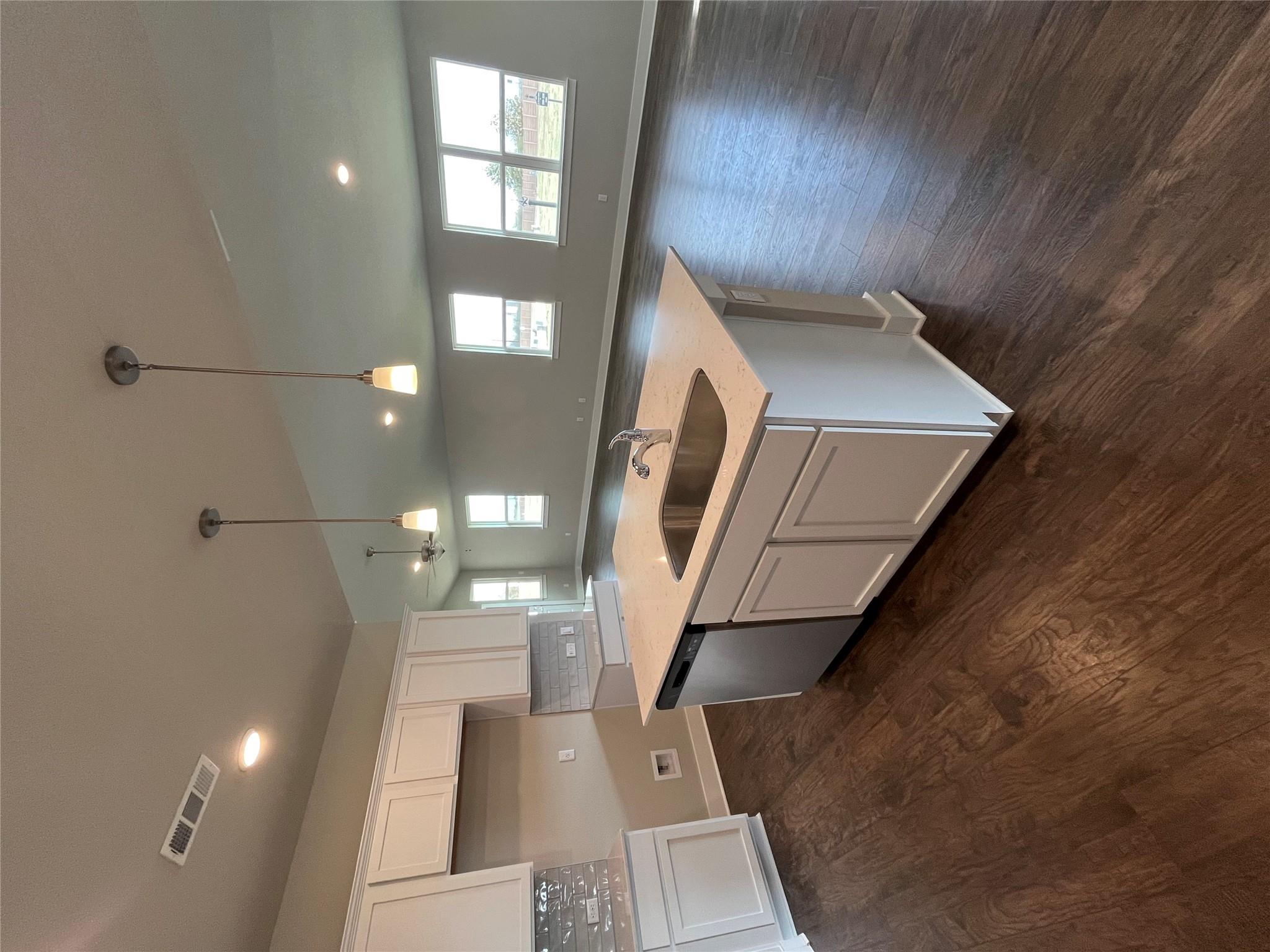 322 Harvest Creek Dr, Kyle, TX 78640