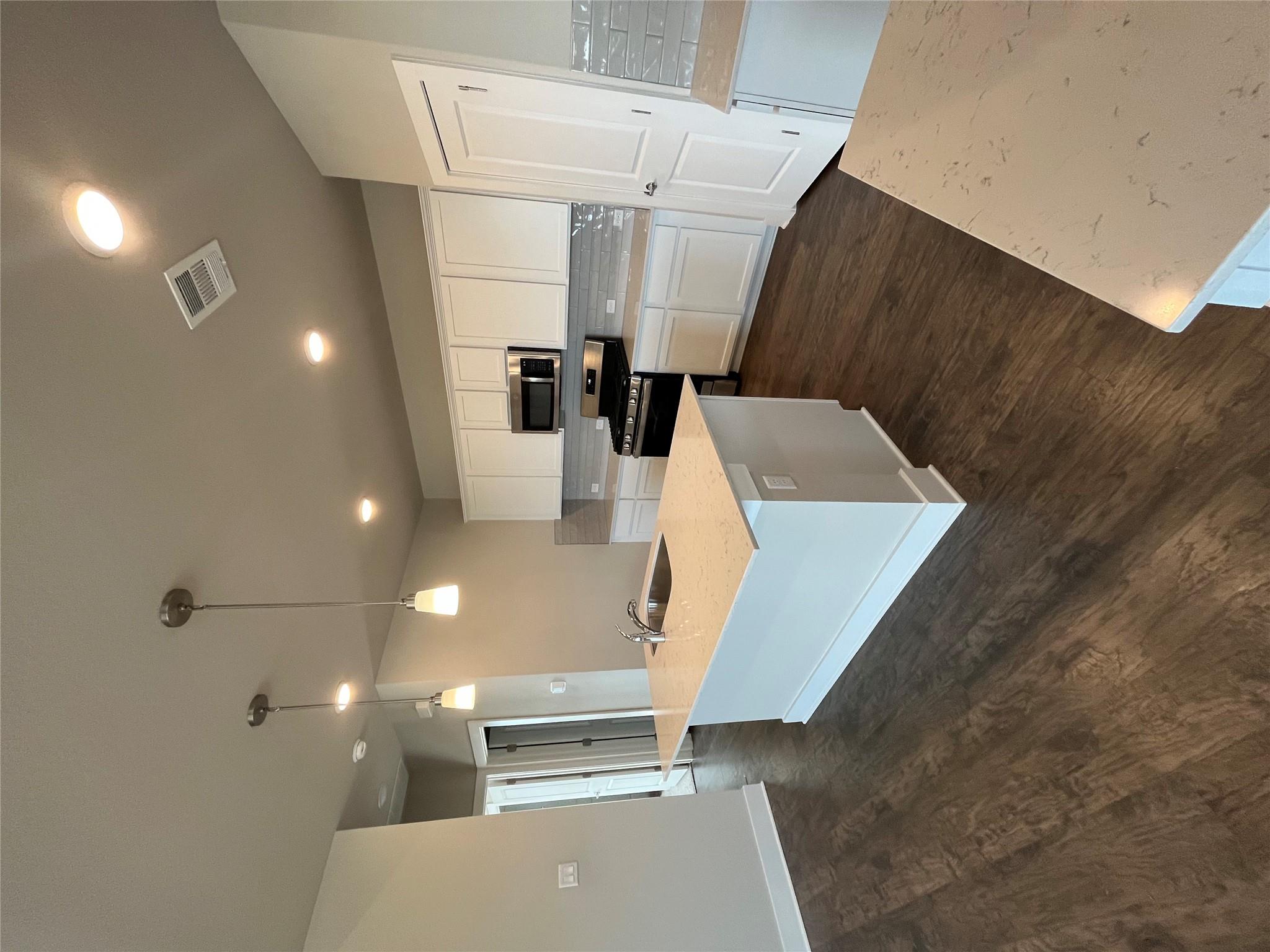 322 Harvest Creek Dr, Kyle, TX 78640