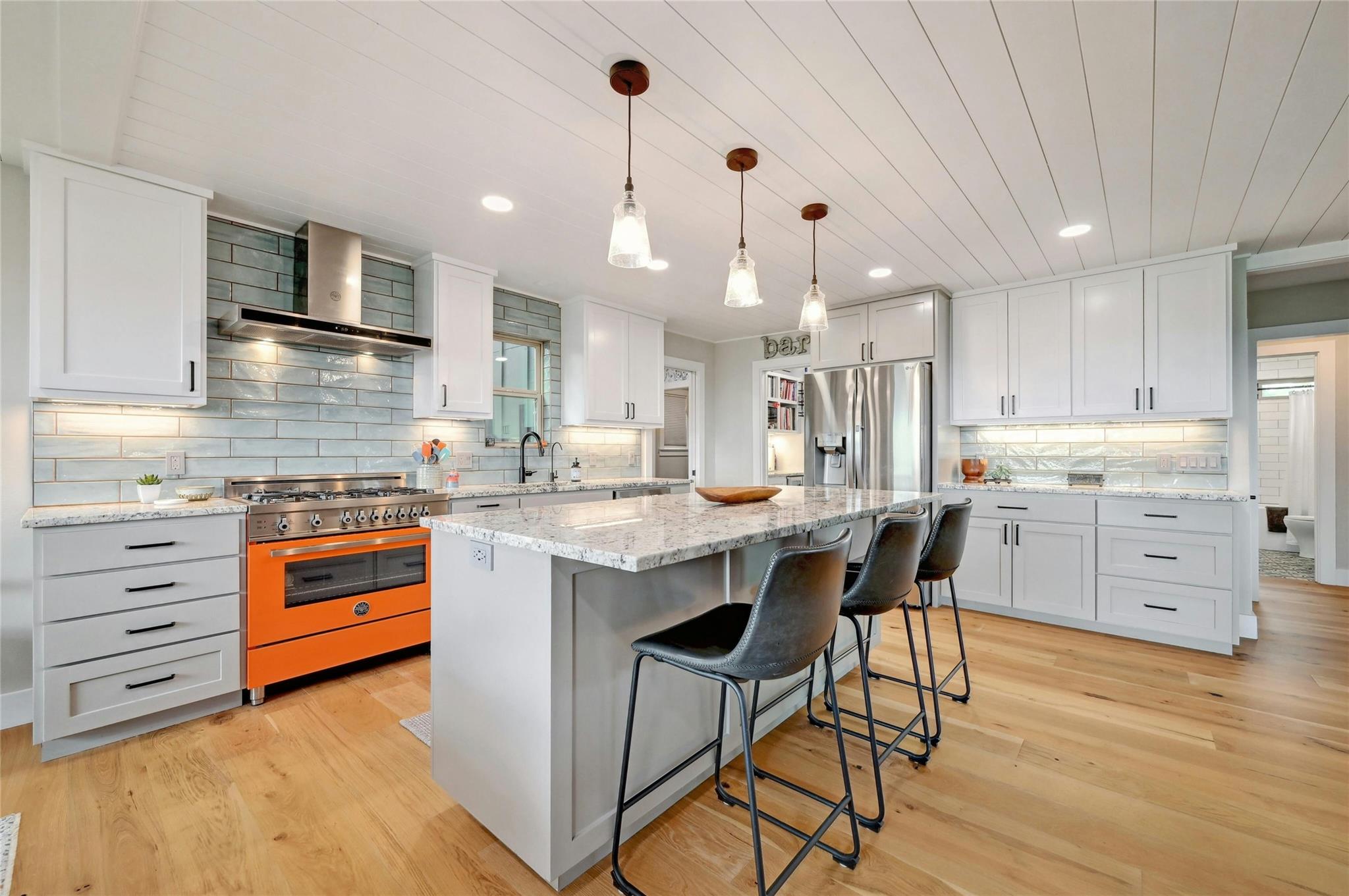 2200 Divide Pass, Blanco, TX 78606