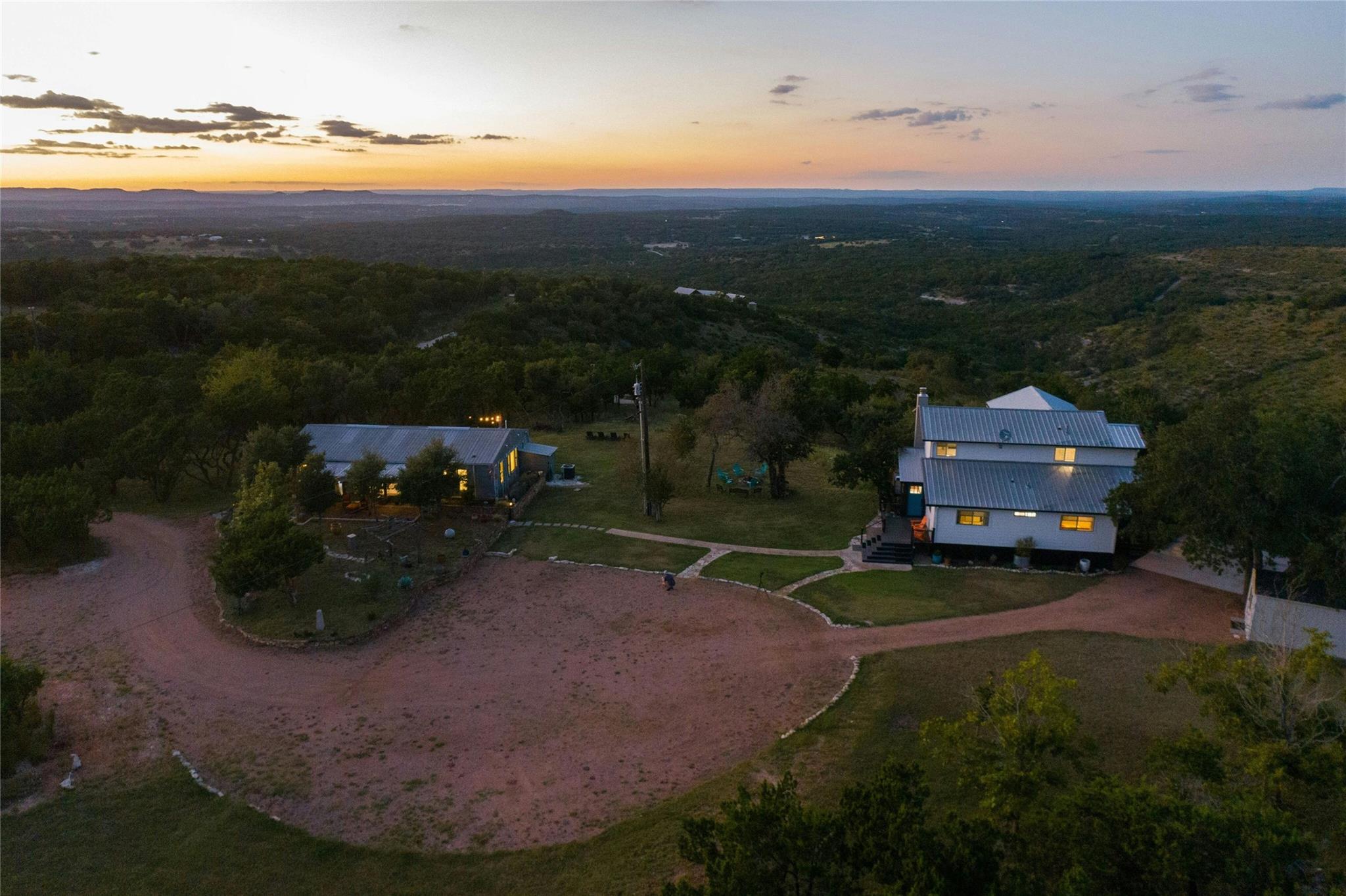 2200 Divide Pass, Blanco, TX 78606