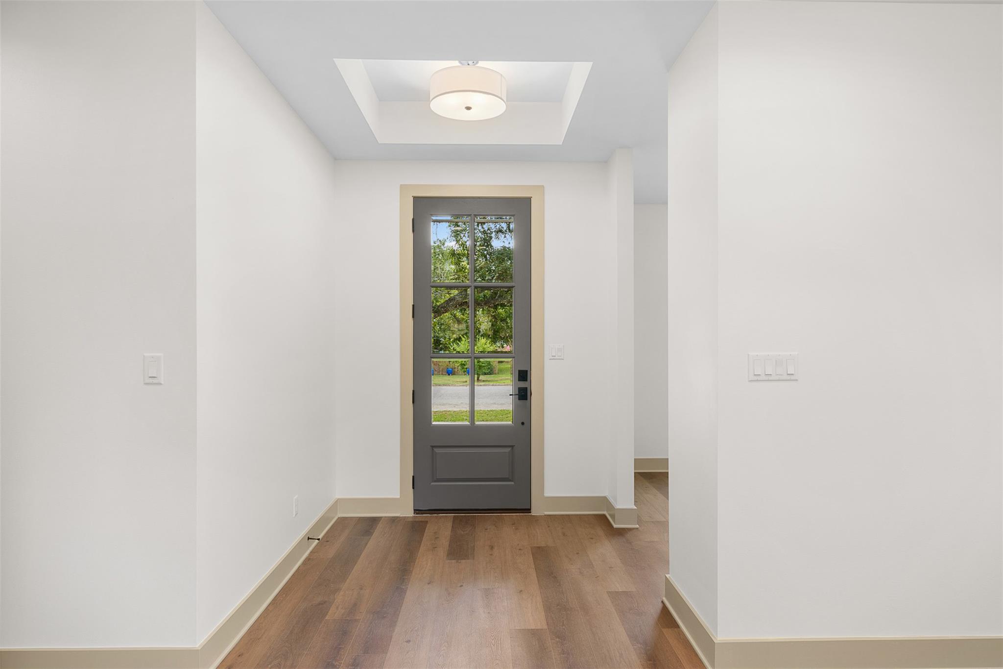 271 College S, La Grange, TX 78945