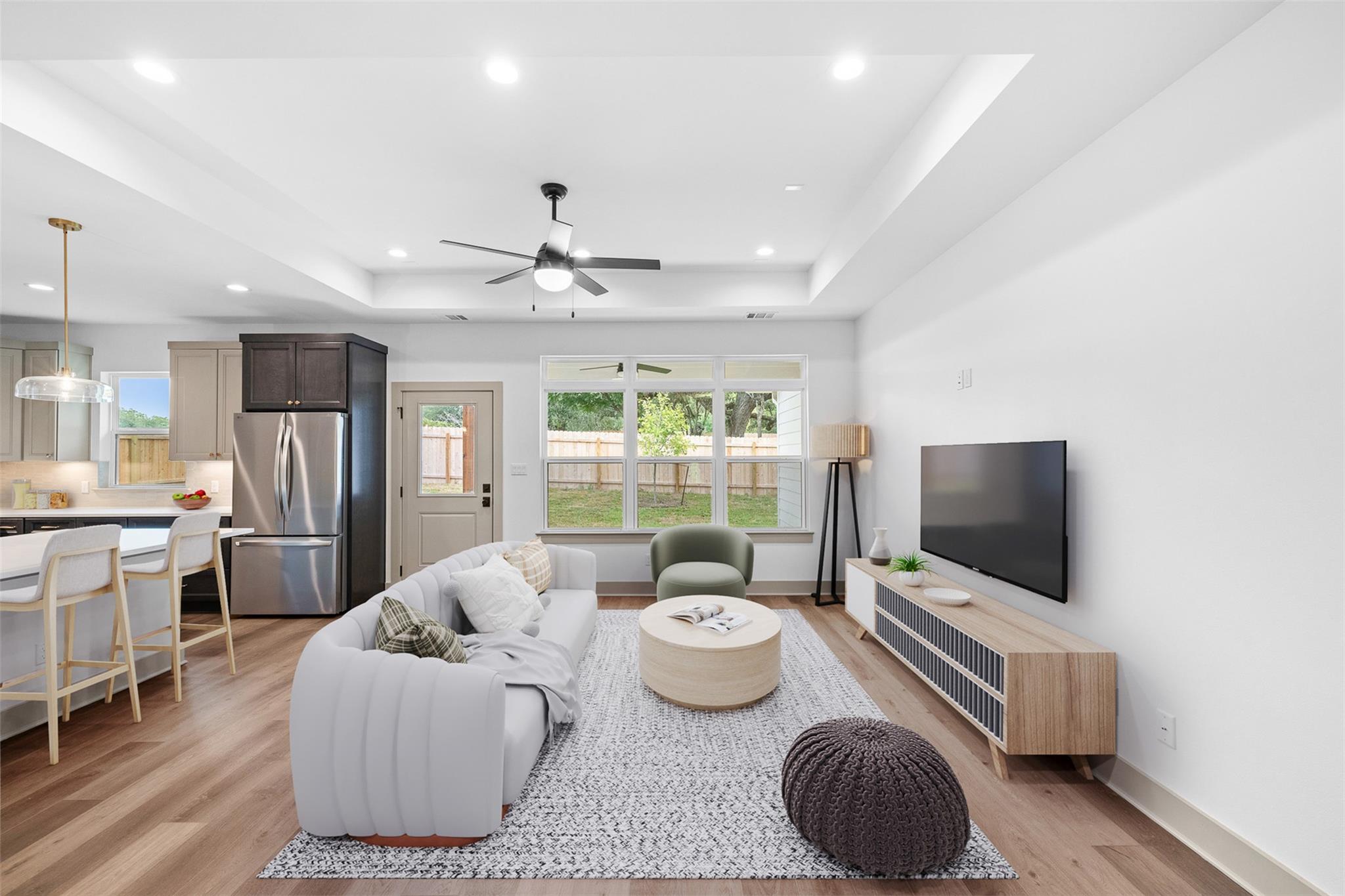 271 College S, La Grange, TX 78945