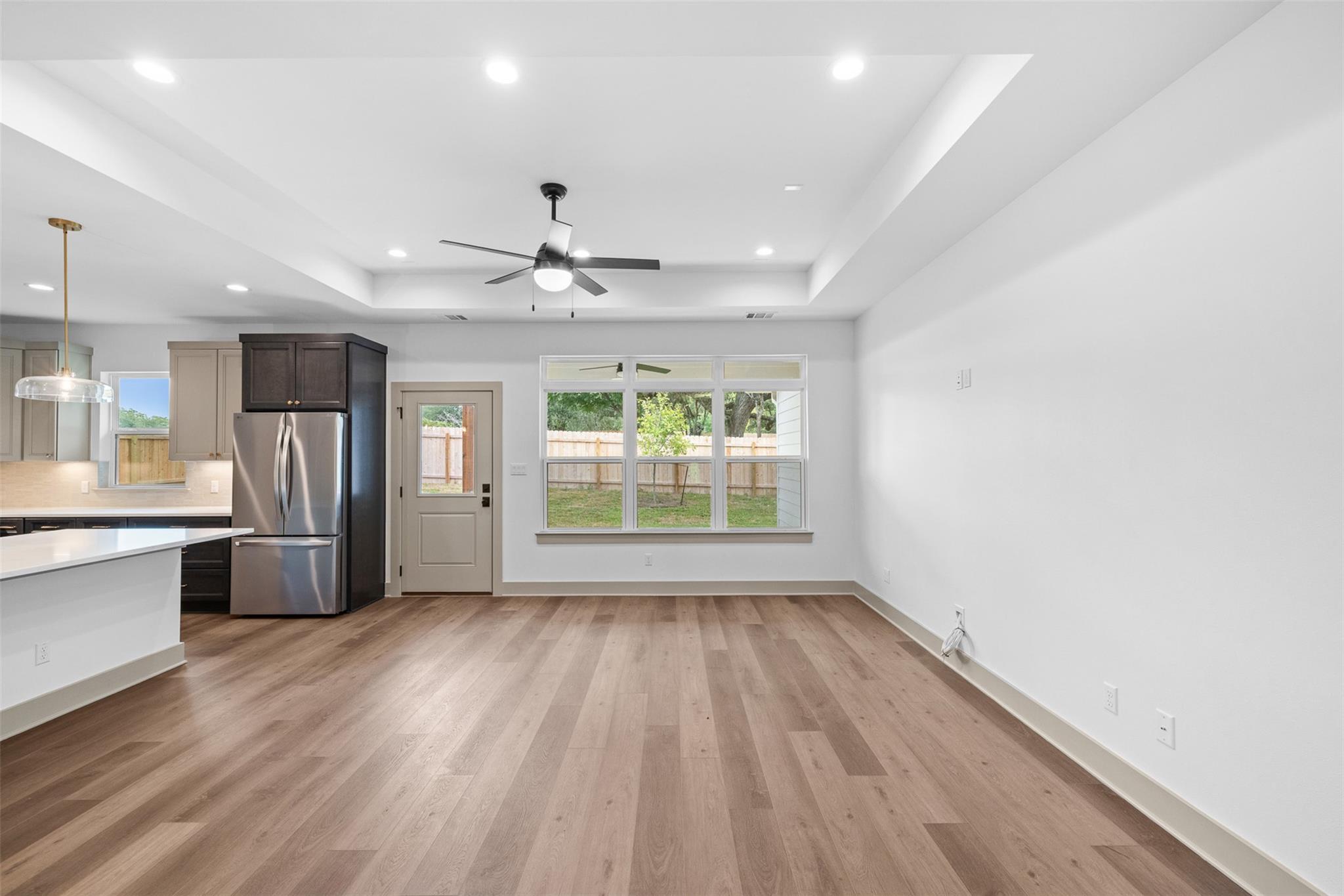 271 College, La Grange, TX 78945