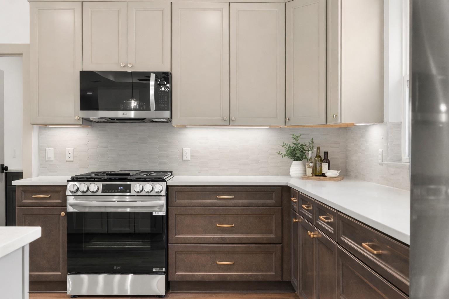 271 College, La Grange, TX 78945