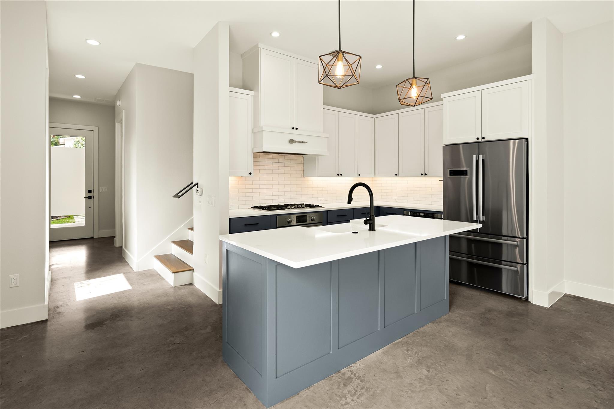 510 Sacramento Dr # B, Austin, TX 78704