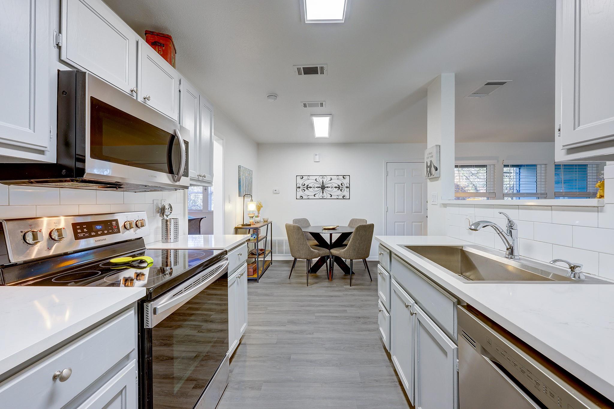 358 Shady Bluff Dr # B, Wimberley, TX 78676