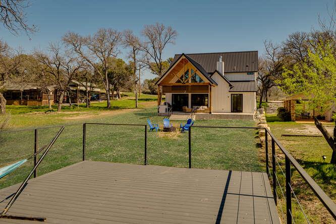 614 Pecan Creek Dr, Horseshoe Bay, TX 78657