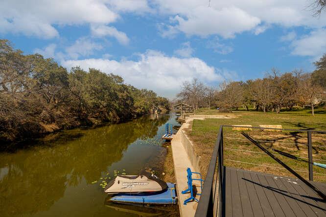 614 Pecan Creek Dr, Horseshoe Bay, TX 78657