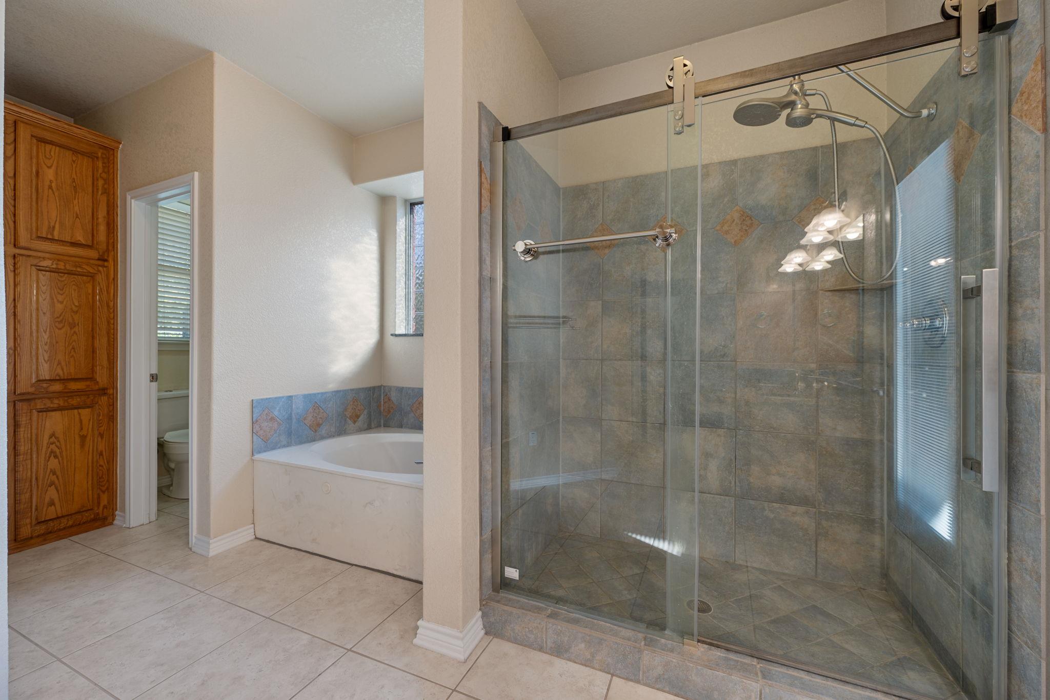 686 Benchmark Trl, Belton, TX 76513