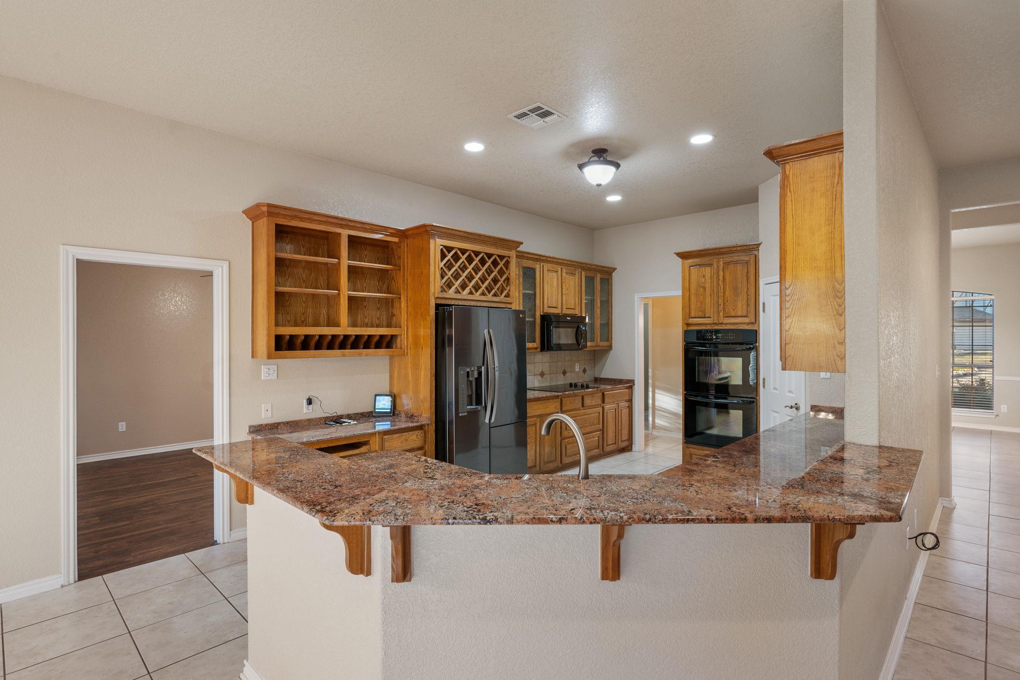 686 Benchmark Trl, Belton, TX 76513