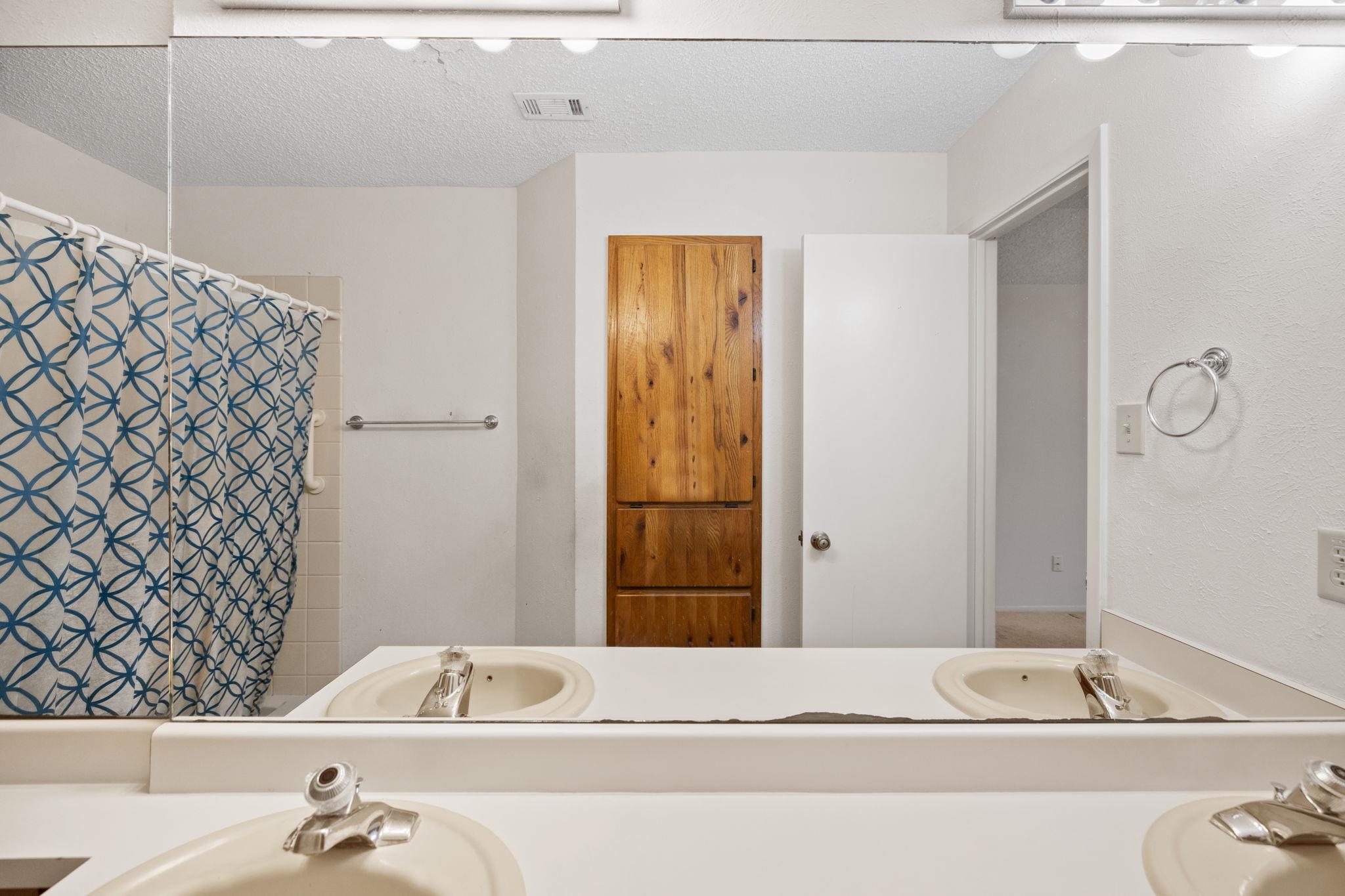 11716 Norwegian Wood Dr, Austin, TX 78758