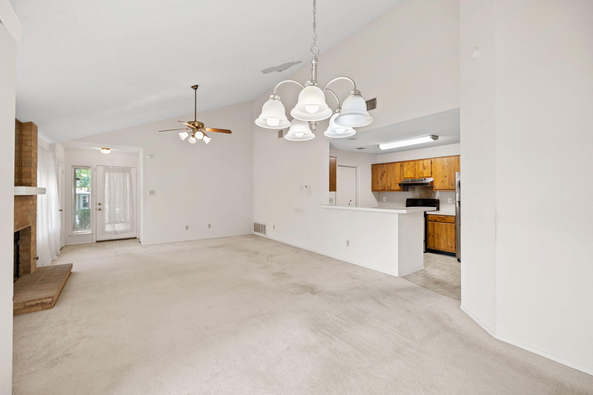 11716 Norwegian Wood Dr, Austin, TX 78758