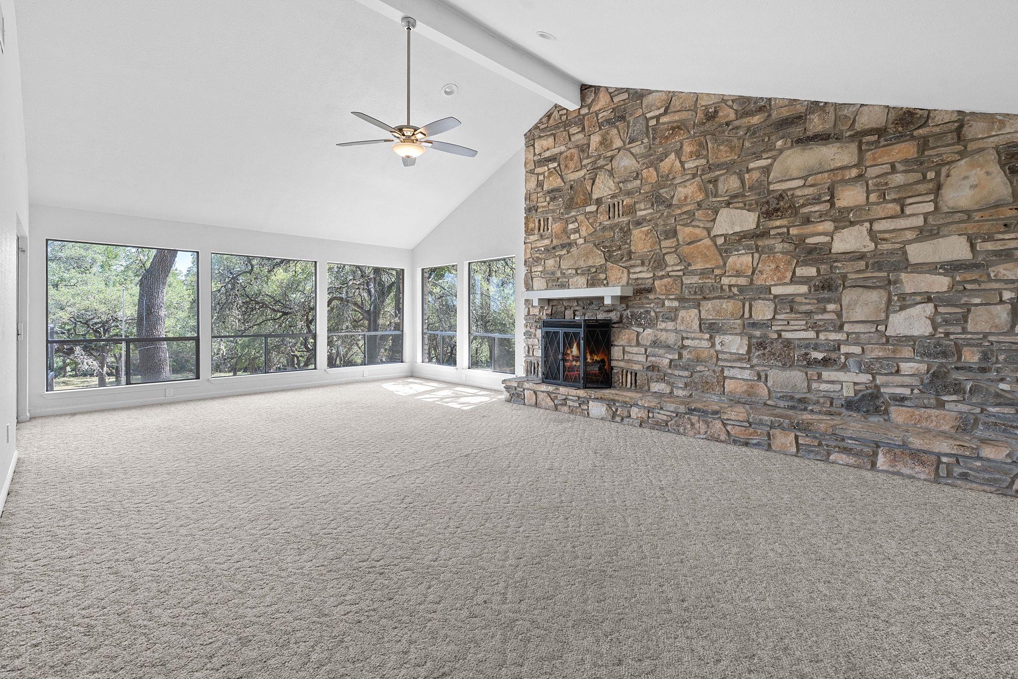 110 Hillsedge Rd, Wimberley, TX 78676