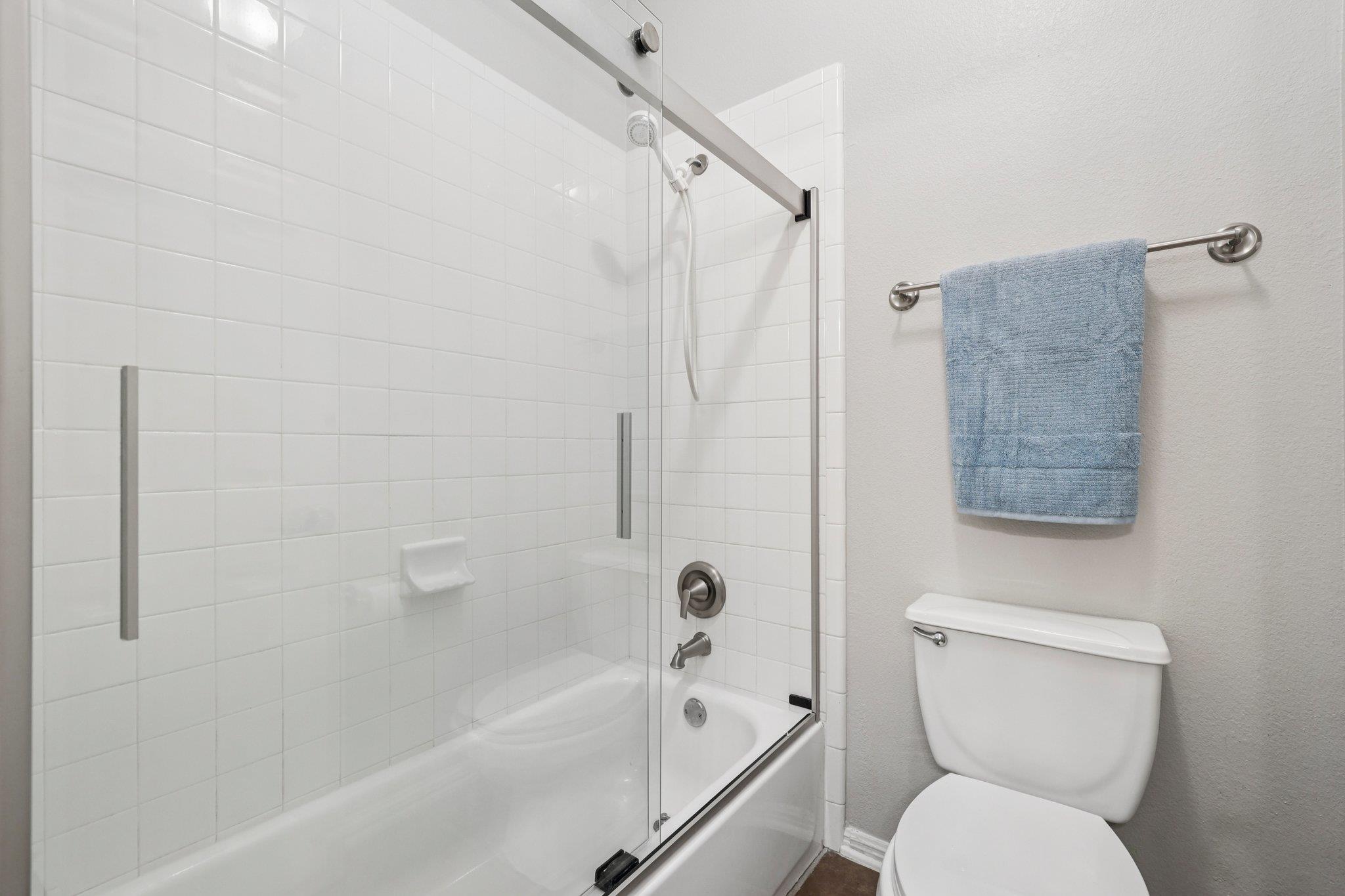 3804 Spyglass Cv, Round Rock, TX 78664