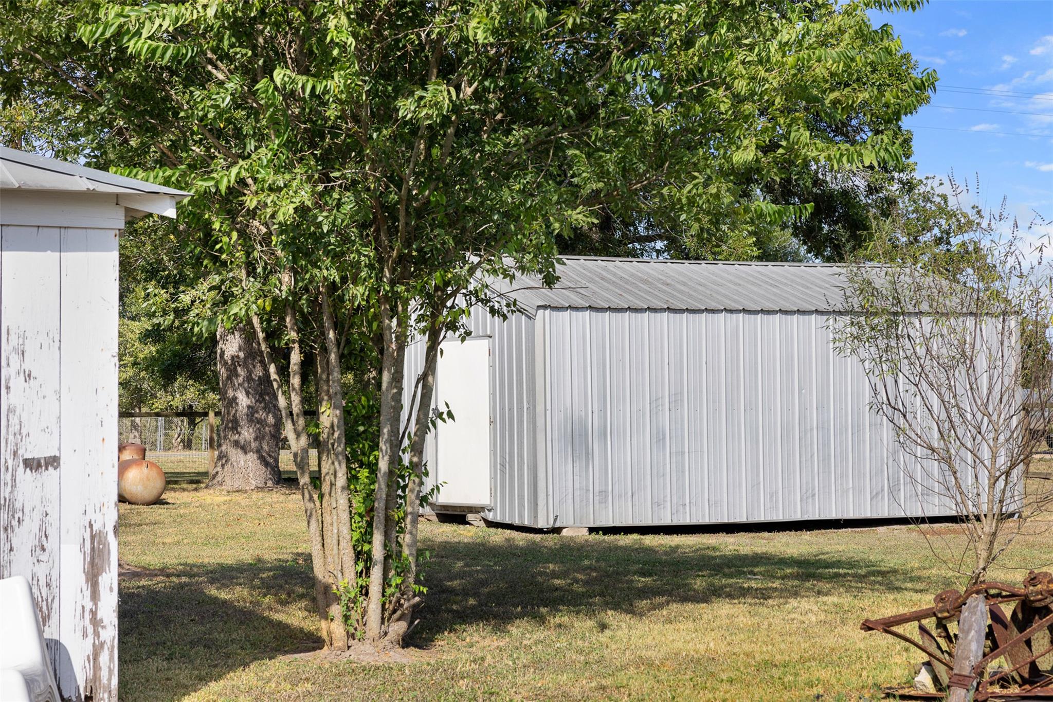 395 Centennial St, Carmine, TX 78932