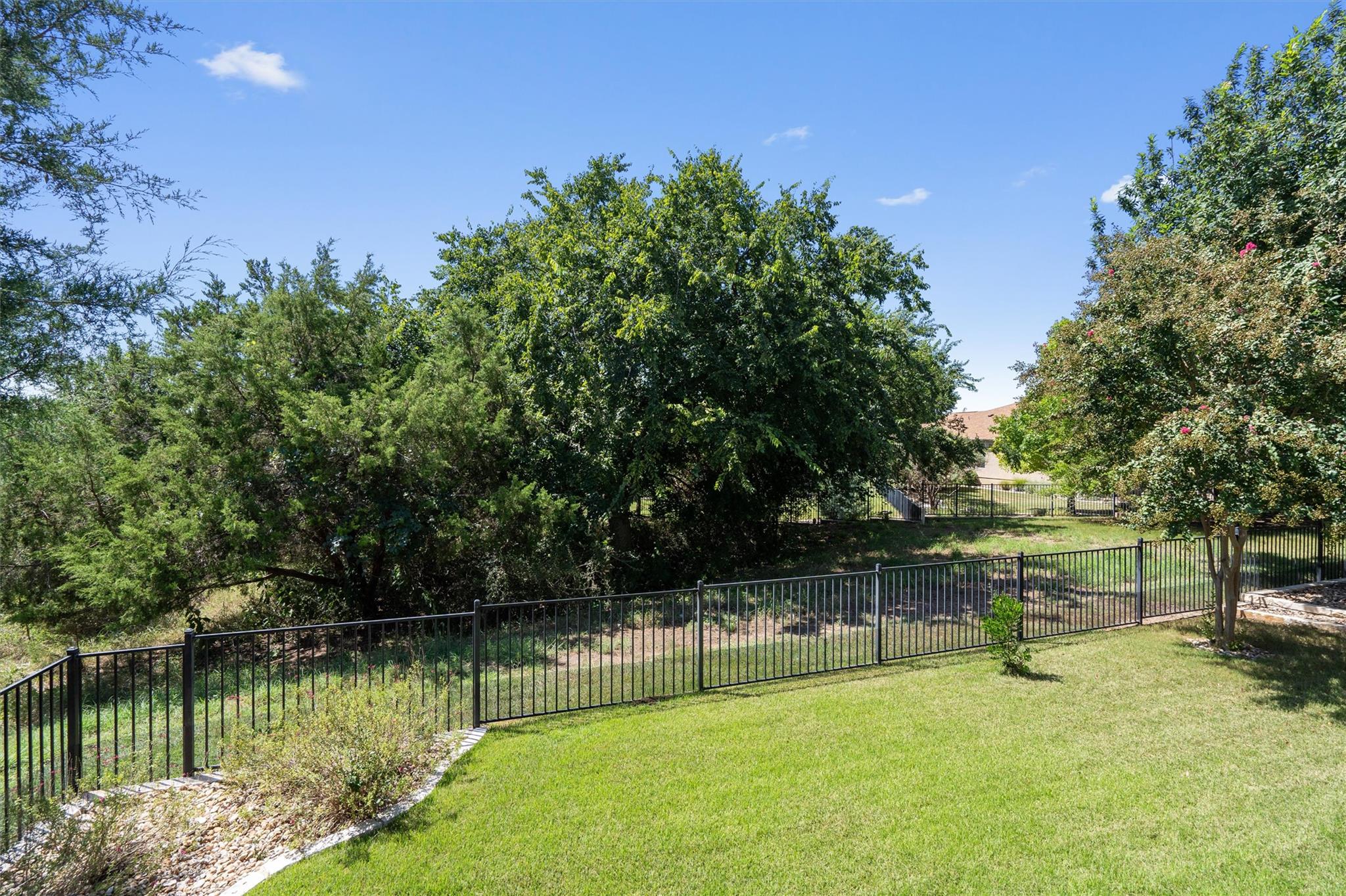 207 Apache Mountain Ln, Georgetown, TX 78633
