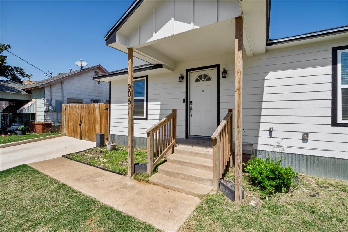 905 Garrison St, Waco, TX 76704