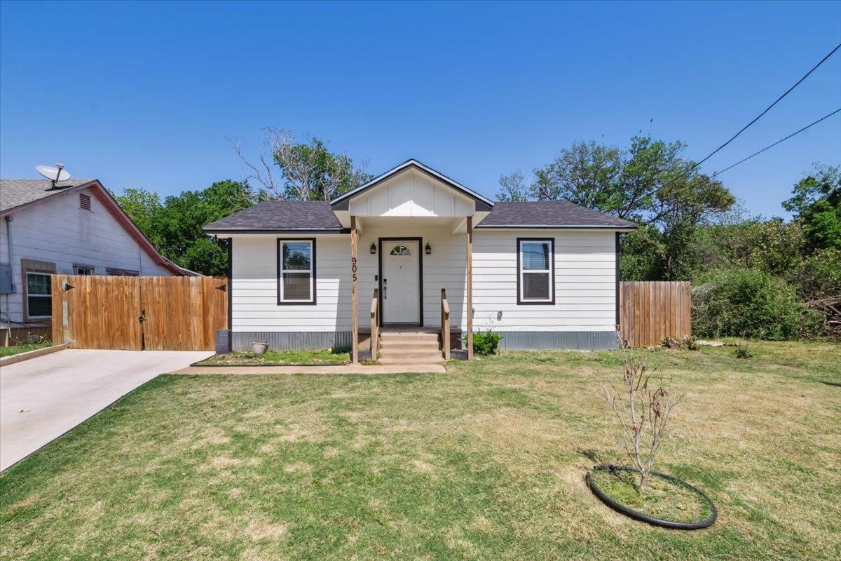 905 Garrison St, Waco, TX 76704