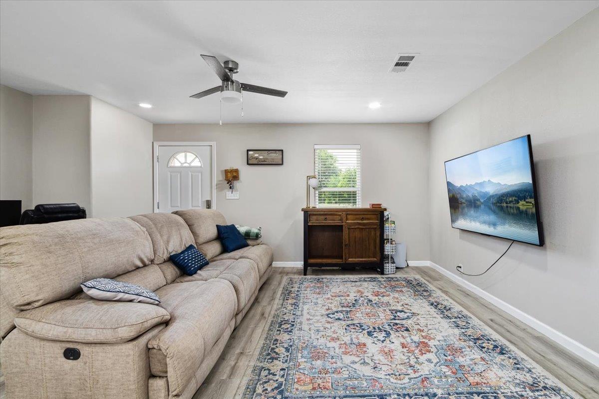 905 Garrison St, Waco, TX 76704